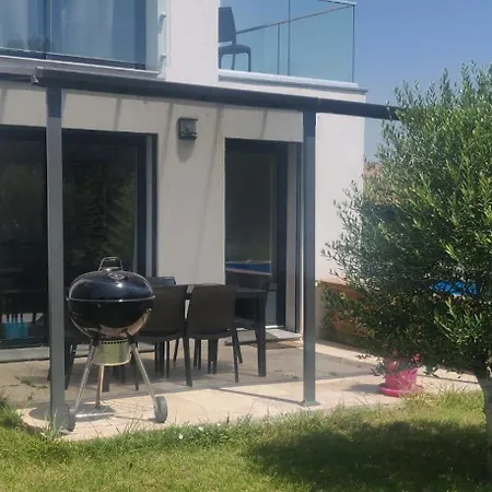 Appartamento Coté Verdon Avec Piscine Privée