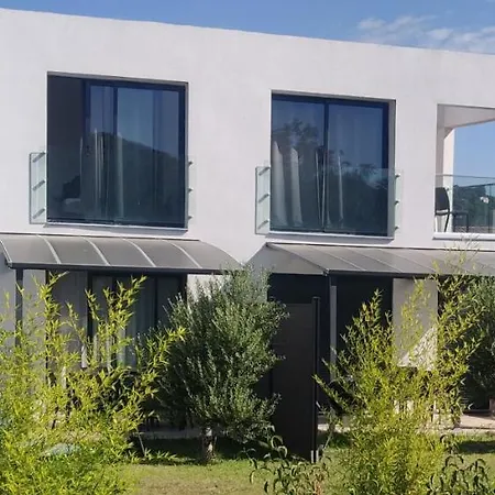 Cote Verdon Avec Coin Lägenhet *