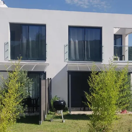 Coté Verdon Avec Piscine Privée Apartamento *